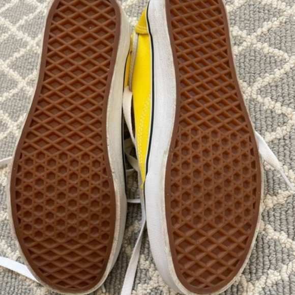 VANS SK8 Low Sneakers in Yellow, Barely Worn, in Great Condition - Size 8 Women - Picture 3 of 3